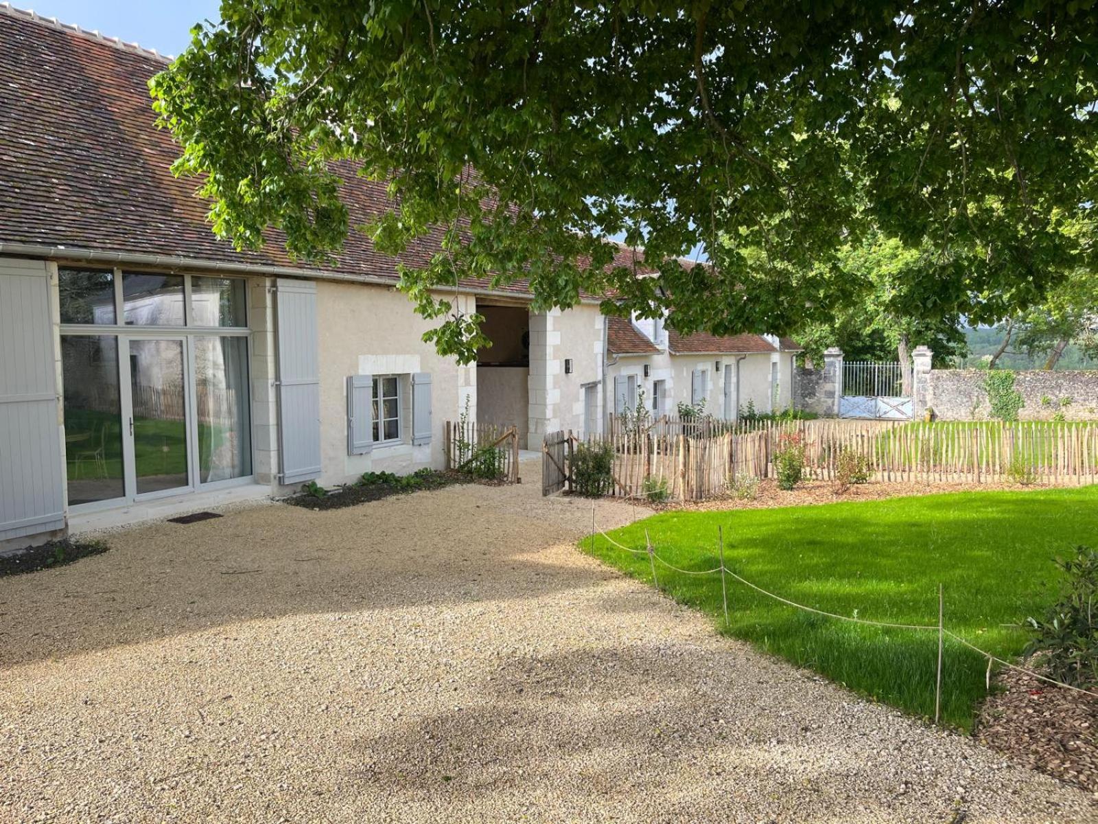 Le Puits Renaissance - Gites De Caractere Et Piscine Chauffee Chambourg-sur-Indre Exterior photo